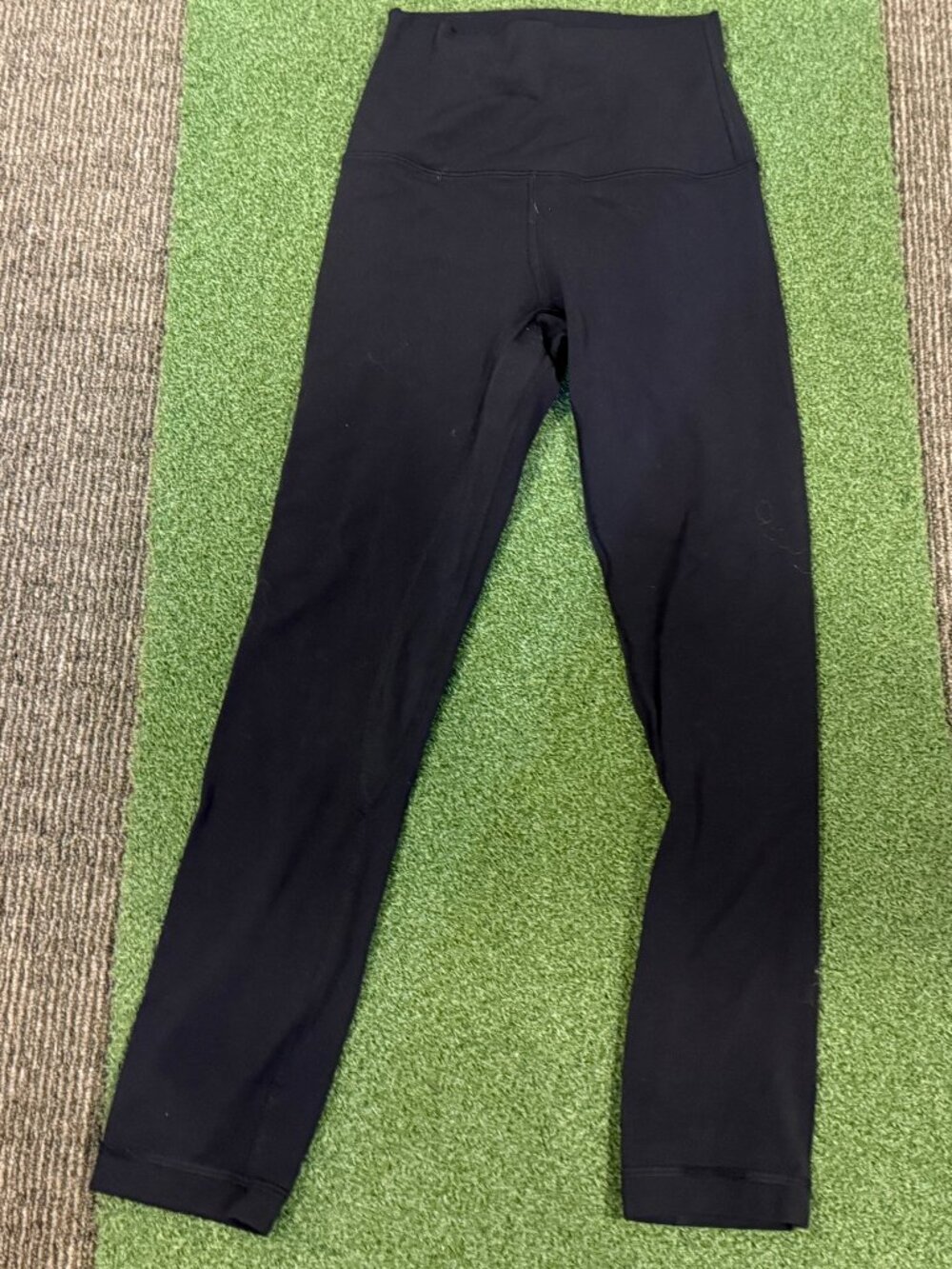 Lululemon Performance Leggings Size 0 - Black